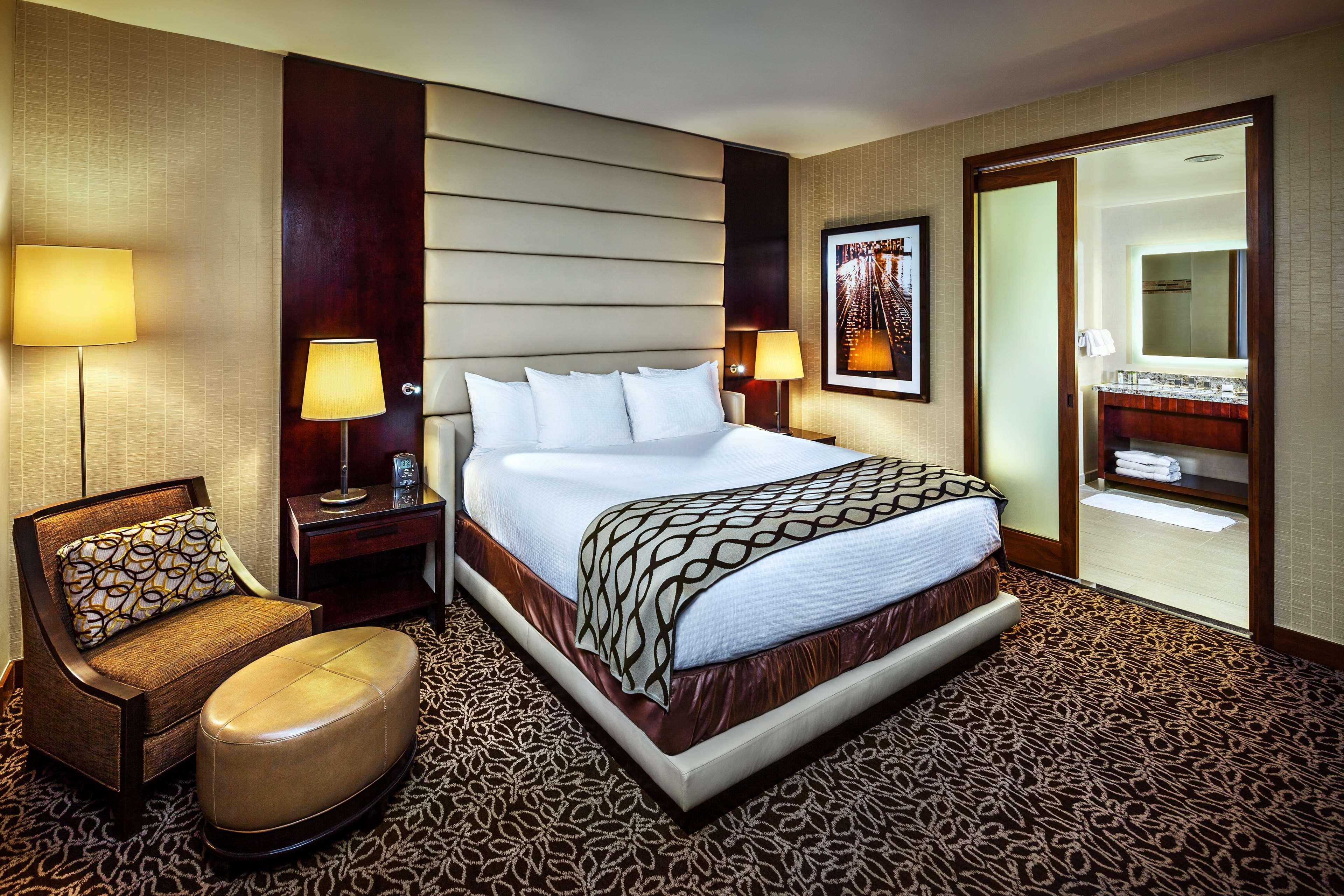 Doubletree By Hilton San Francisco Airport Hotel Burlingame Exterior photo