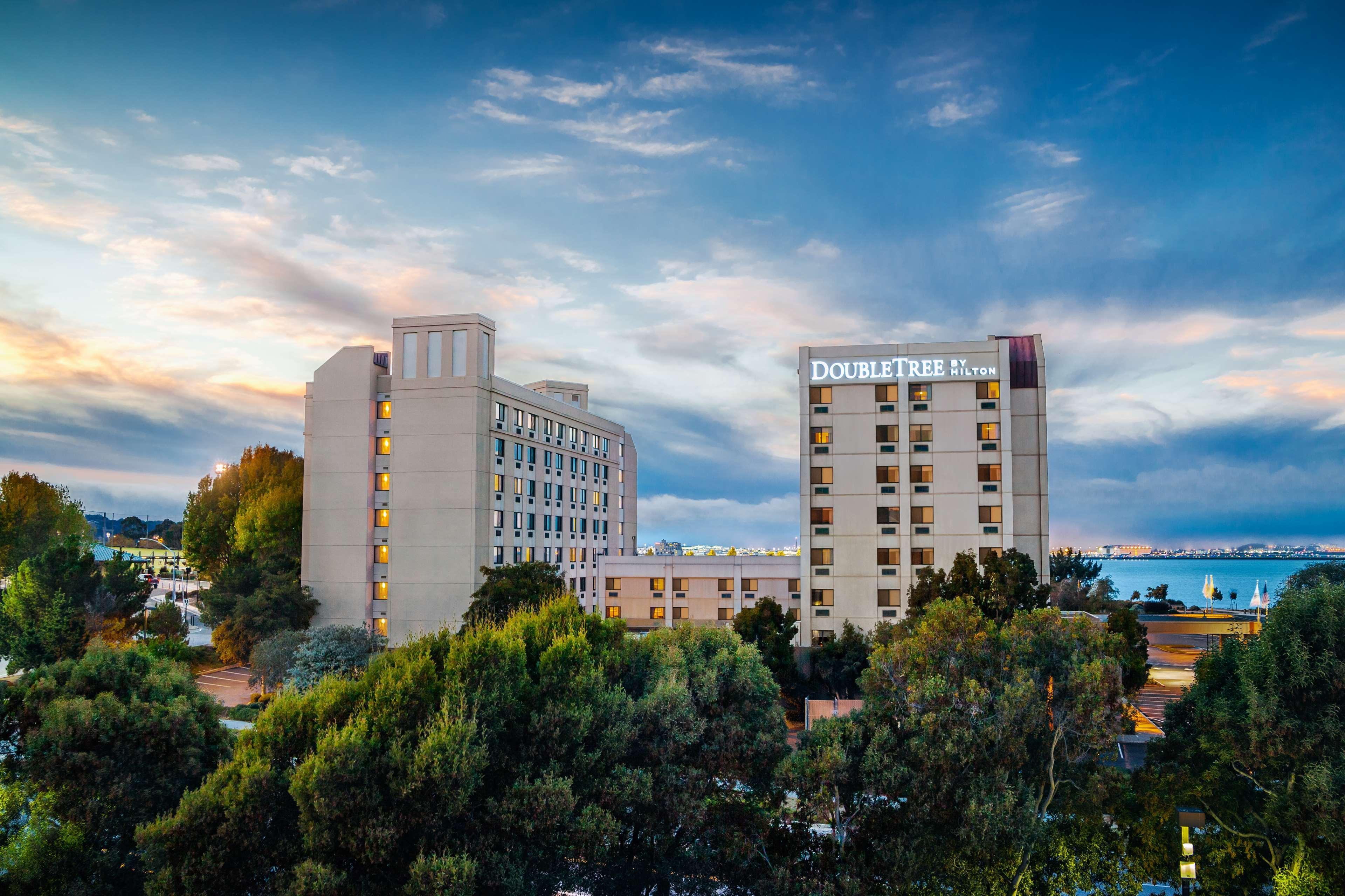 Doubletree By Hilton San Francisco Airport Hotel Burlingame Exterior photo
