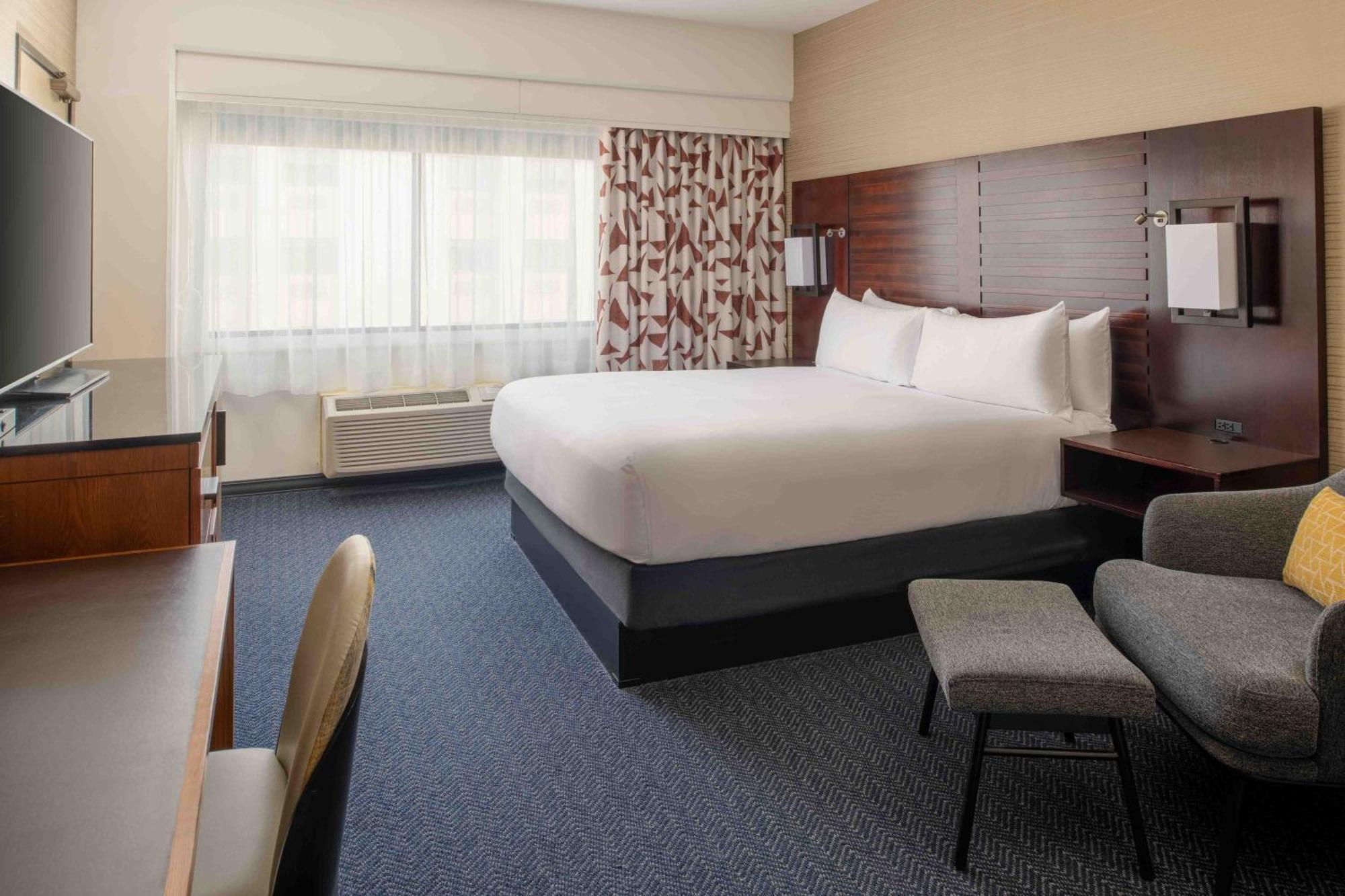 Doubletree By Hilton San Francisco Airport Hotel Burlingame Exterior photo