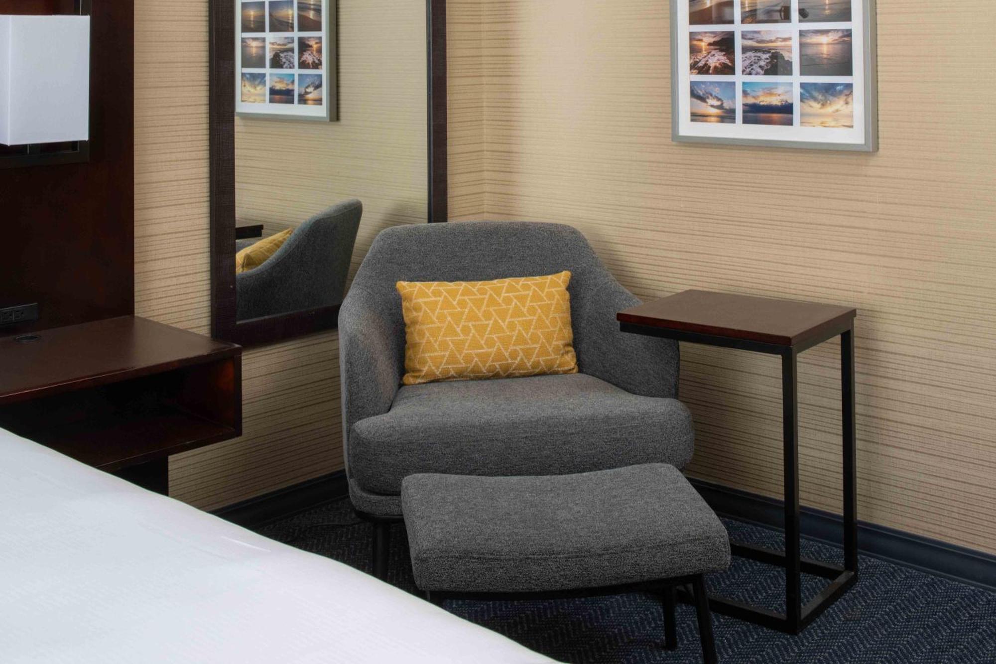 Doubletree By Hilton San Francisco Airport Hotel Burlingame Exterior photo