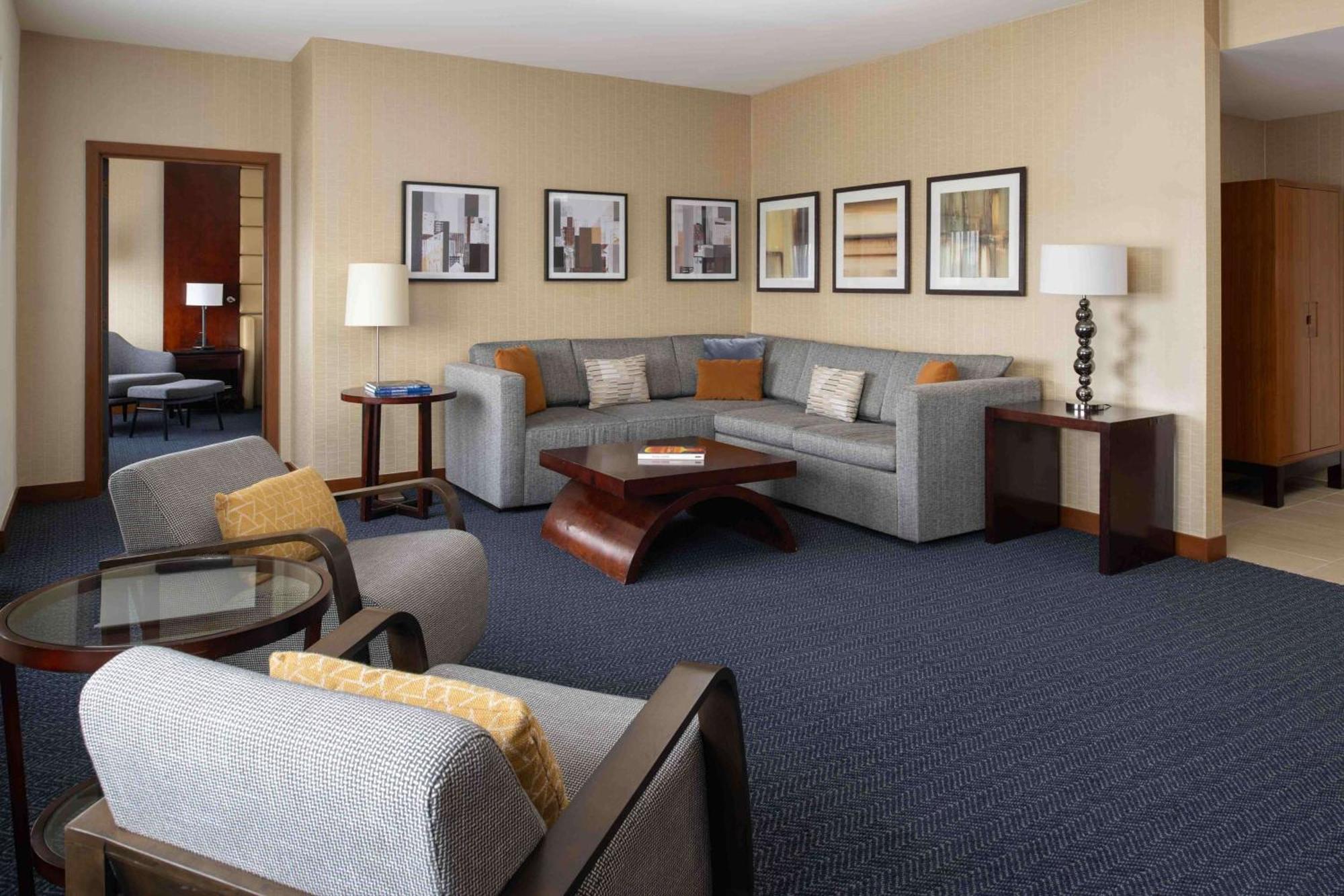 Doubletree By Hilton San Francisco Airport Hotel Burlingame Exterior photo