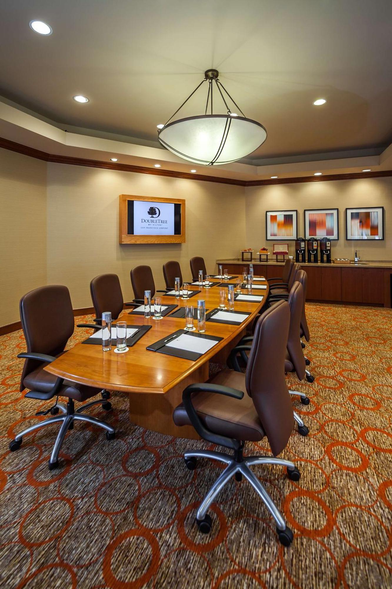 Doubletree By Hilton San Francisco Airport Hotel Burlingame Exterior photo
